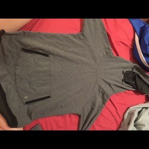 Light weight pull over